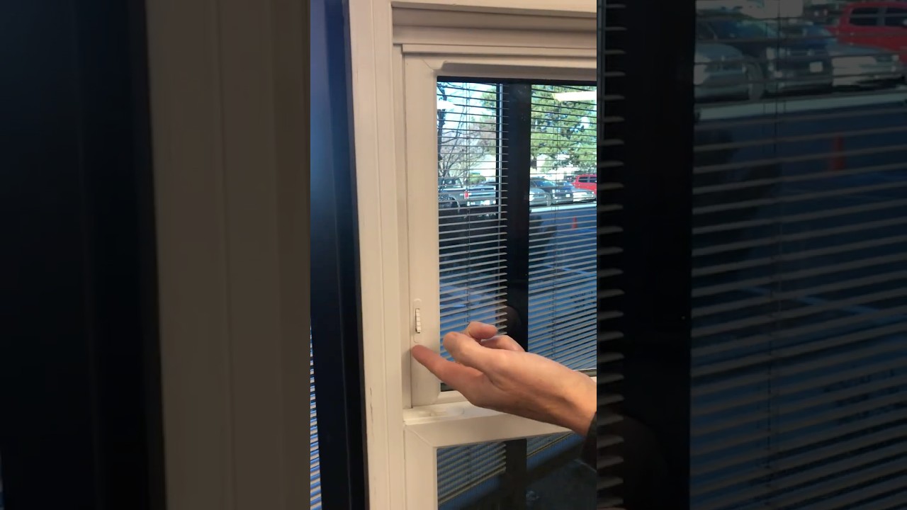 Mezzo Double Hung Fresh Air Locks | How to Use